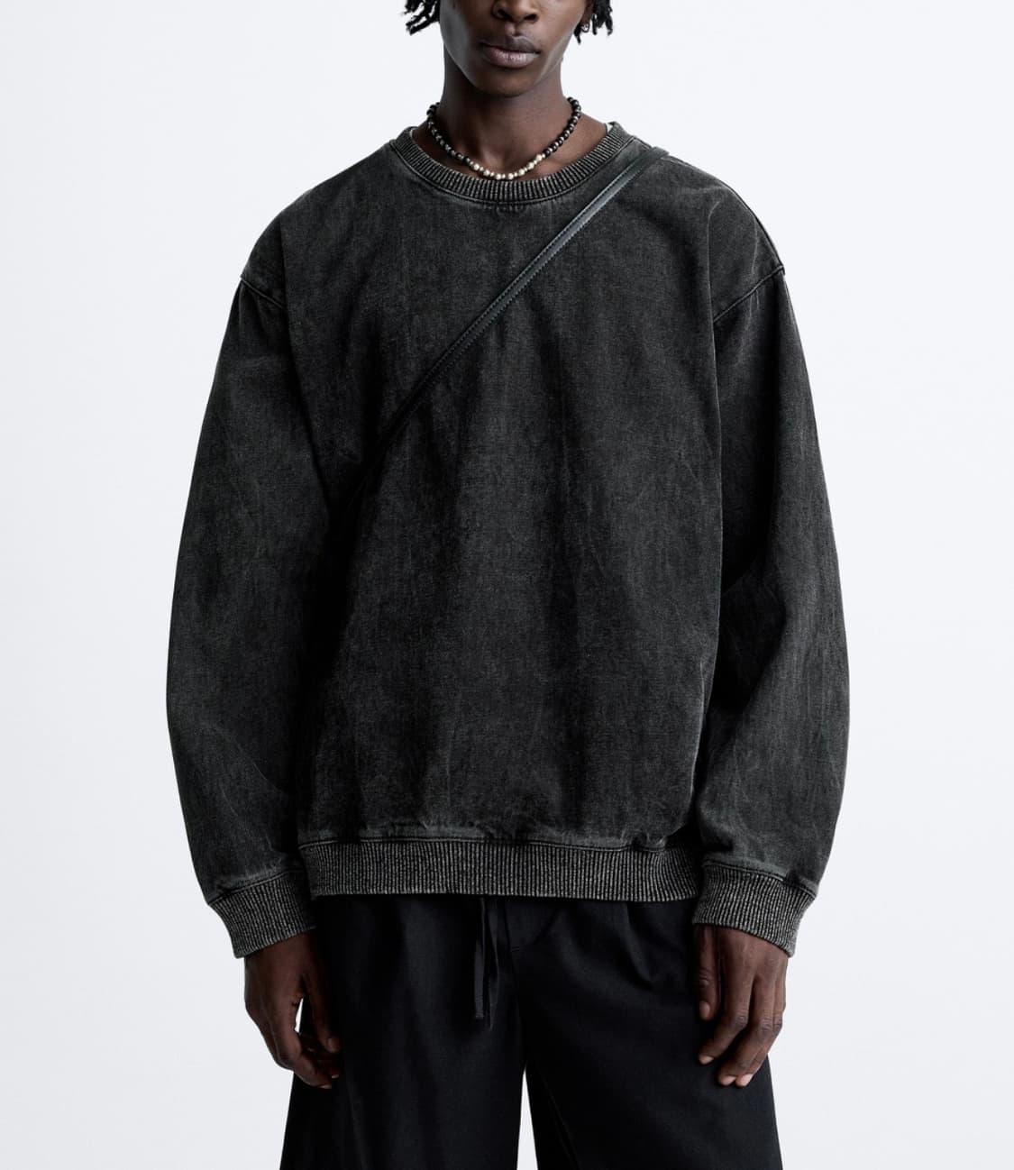 [한국2XL]ZARA 데님 흑청 워싱 맨투맨 상품이미지2