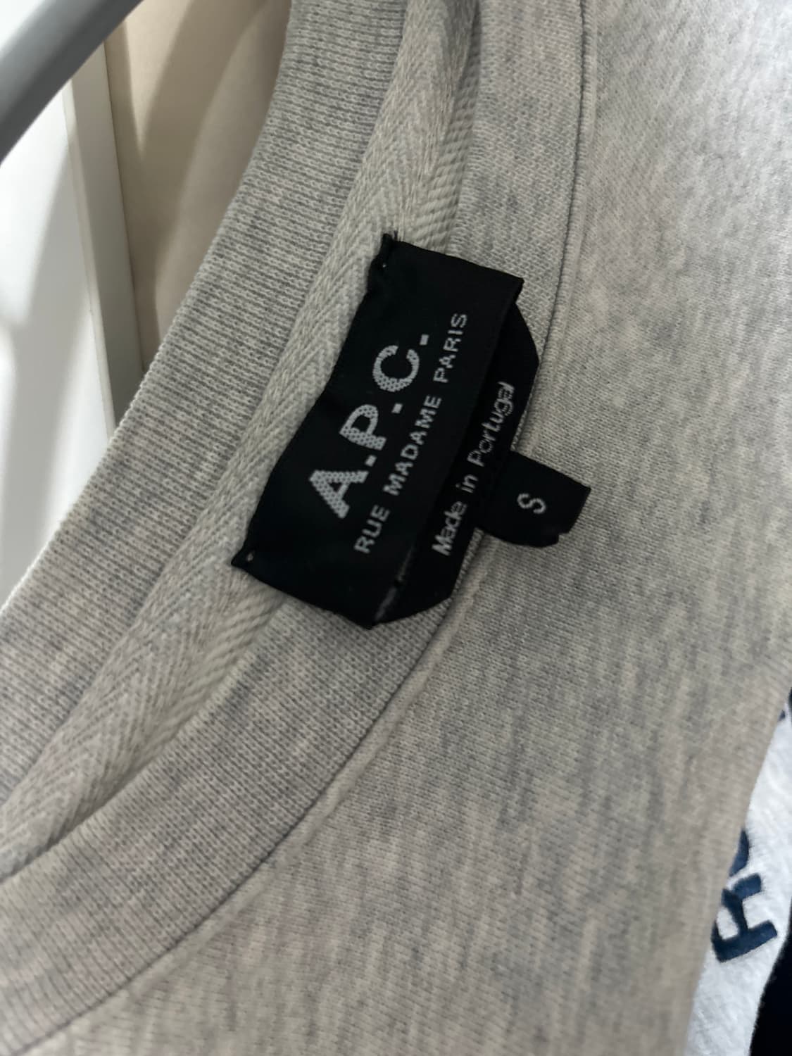 아페쎄 여성 맨투맨 상품이미지4