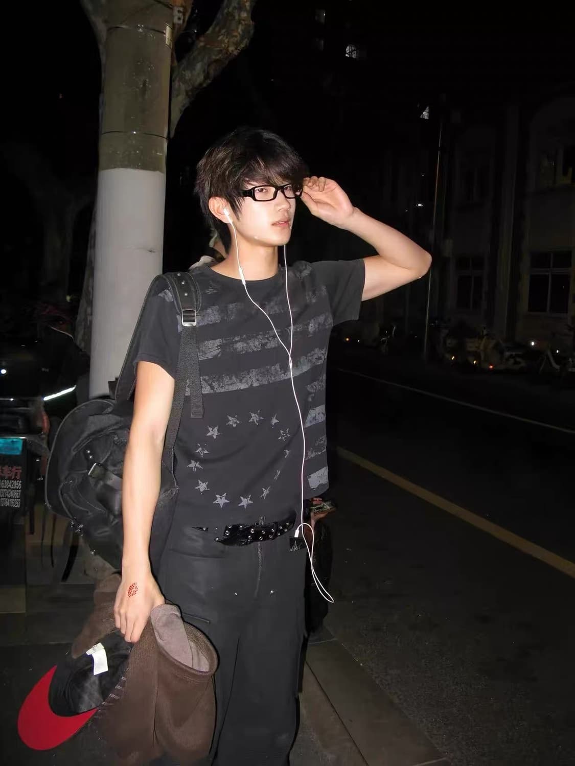 Vintage mood 오피움 스타일 반팔티  상품이미지4