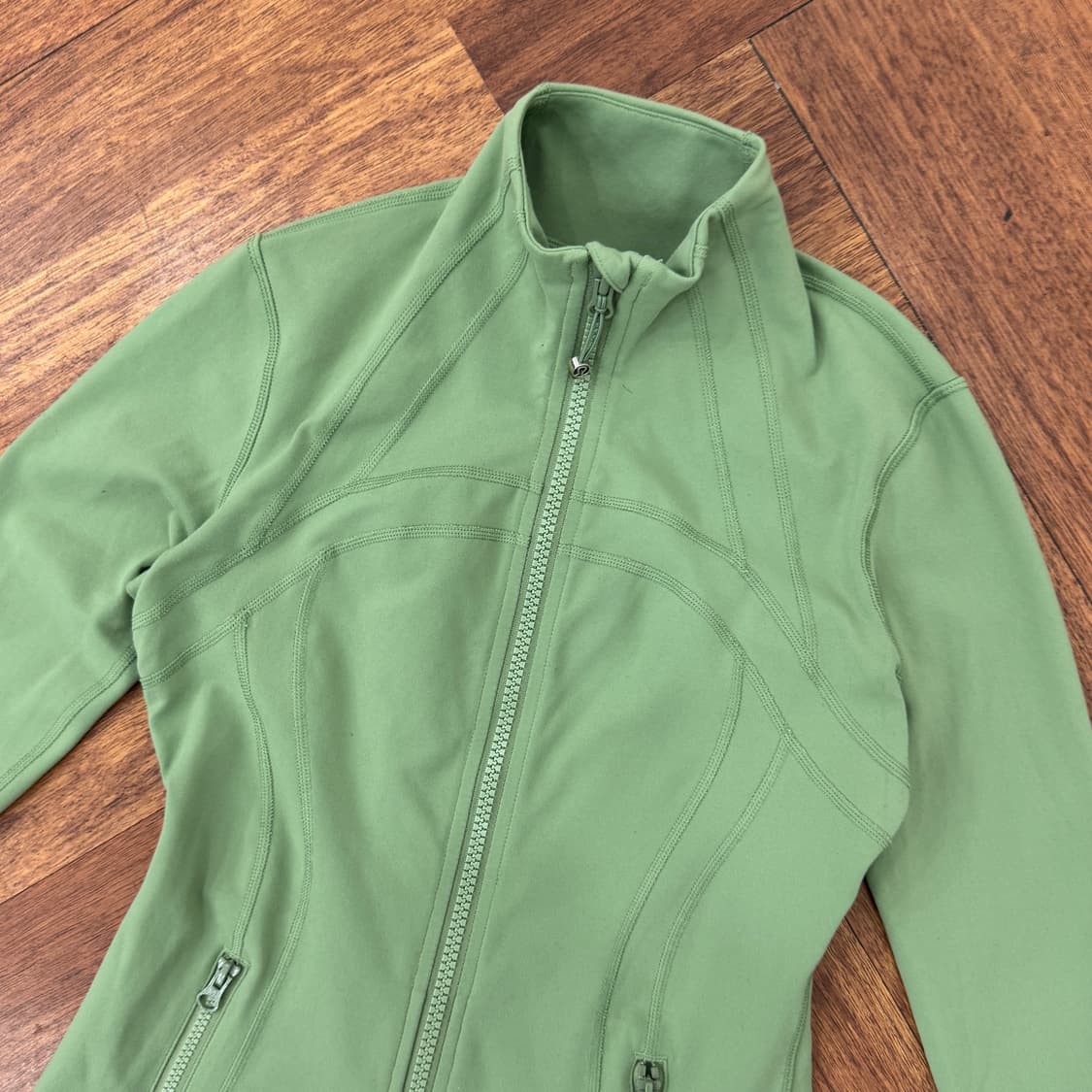 여성용 6 룰루레몬 디파인 그린 집업  상품이미지4