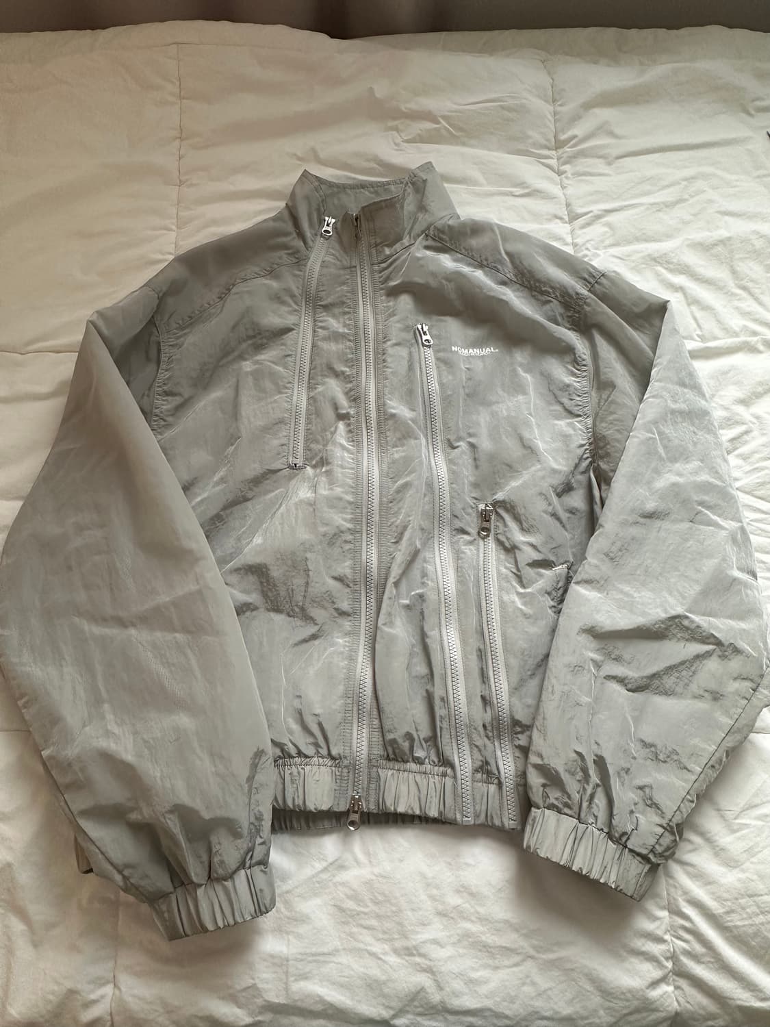 노매뉴얼 바람막이 상품이미지1