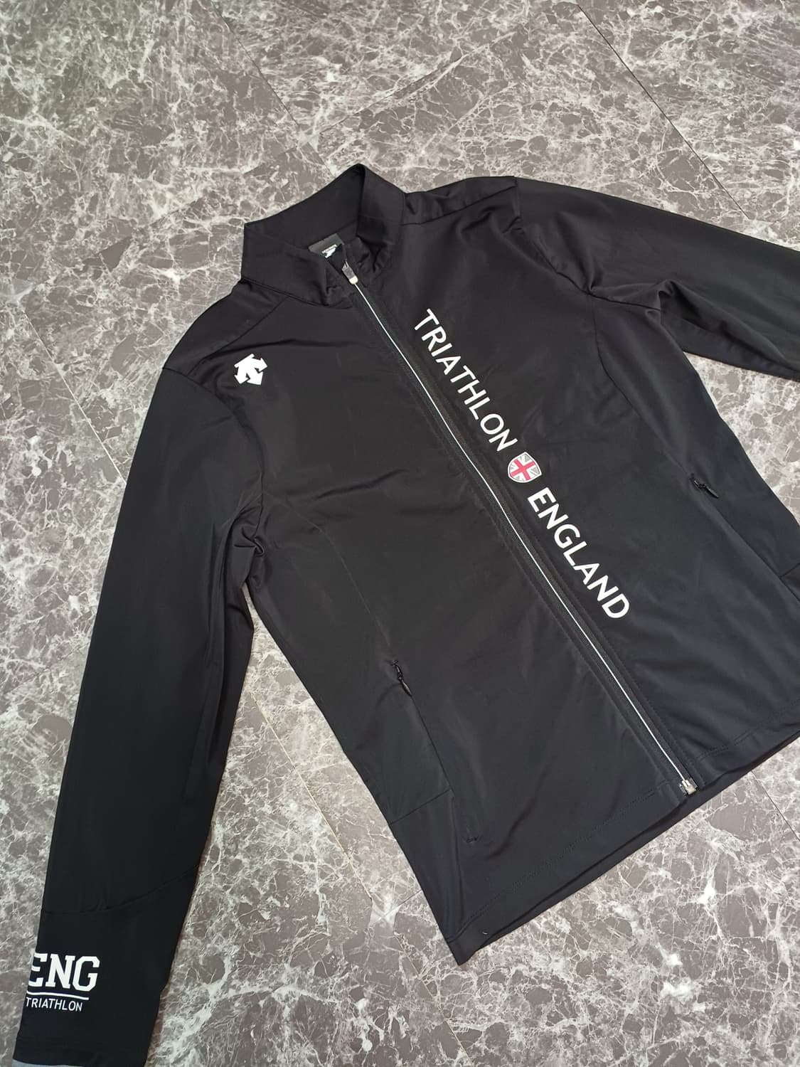 데상트 주니어 트라이애슬론 집업 (11~12세)-새상품 상품이미지3