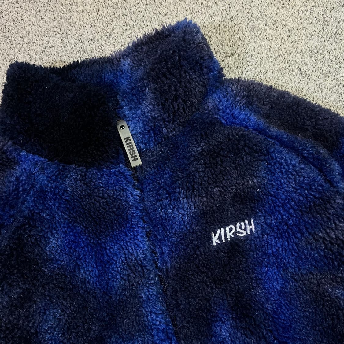 키르시 x 캐스퍼 빅로고 플리스 집업 자켓 상품이미지4