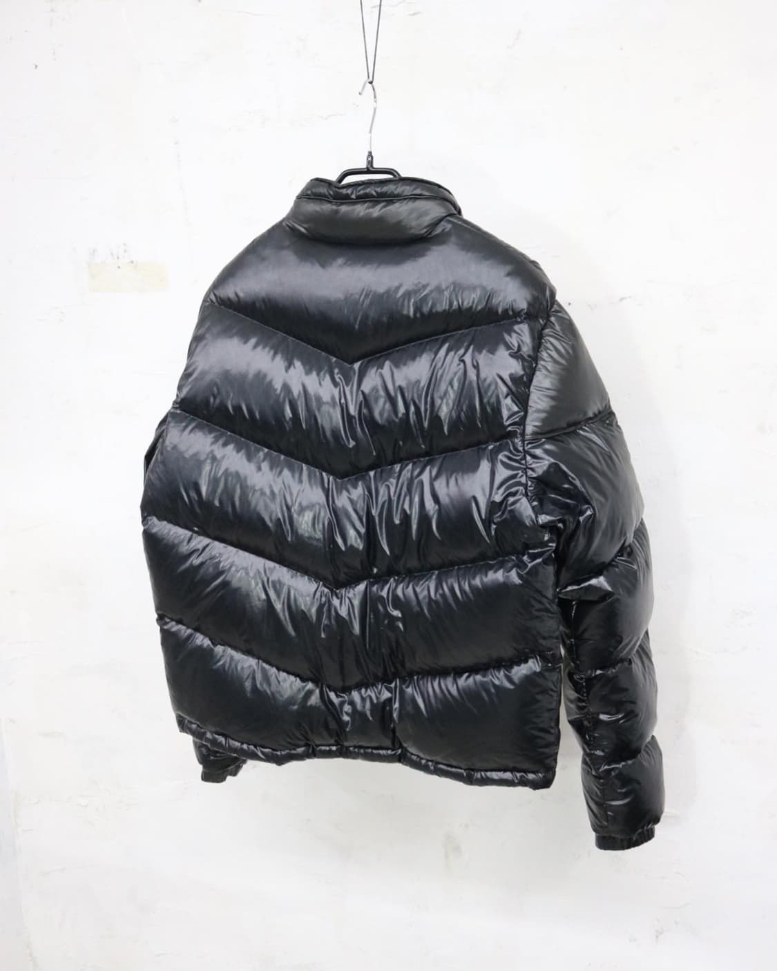 캘빈 클라인 유광 패딩 상품이미지5