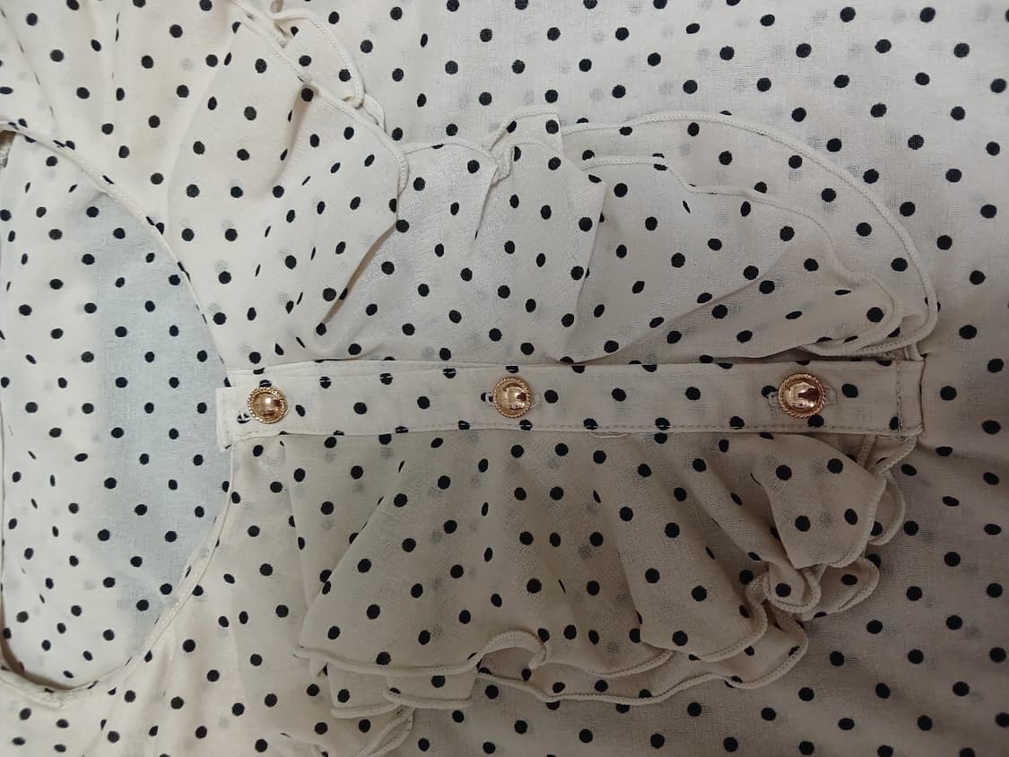 모리걸 베이지 땡땡이 블라우스  상품이미지2