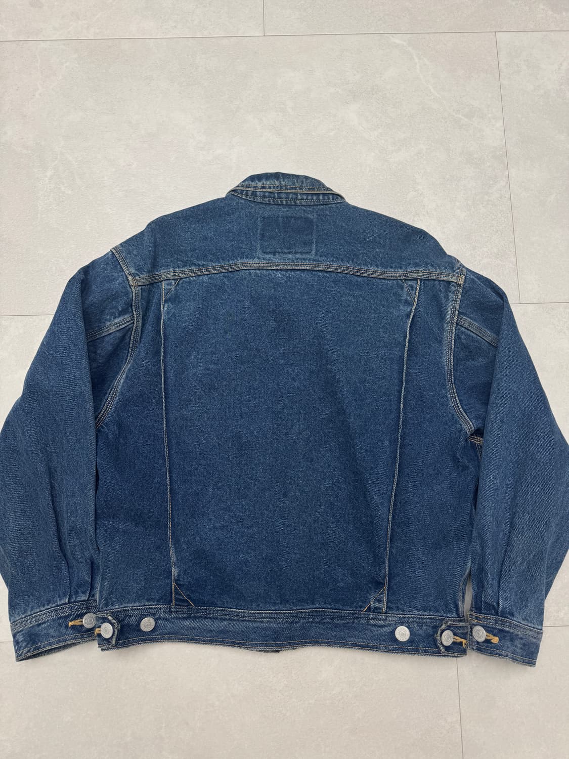 에드윈 데님 트러커 자켓 상품이미지2