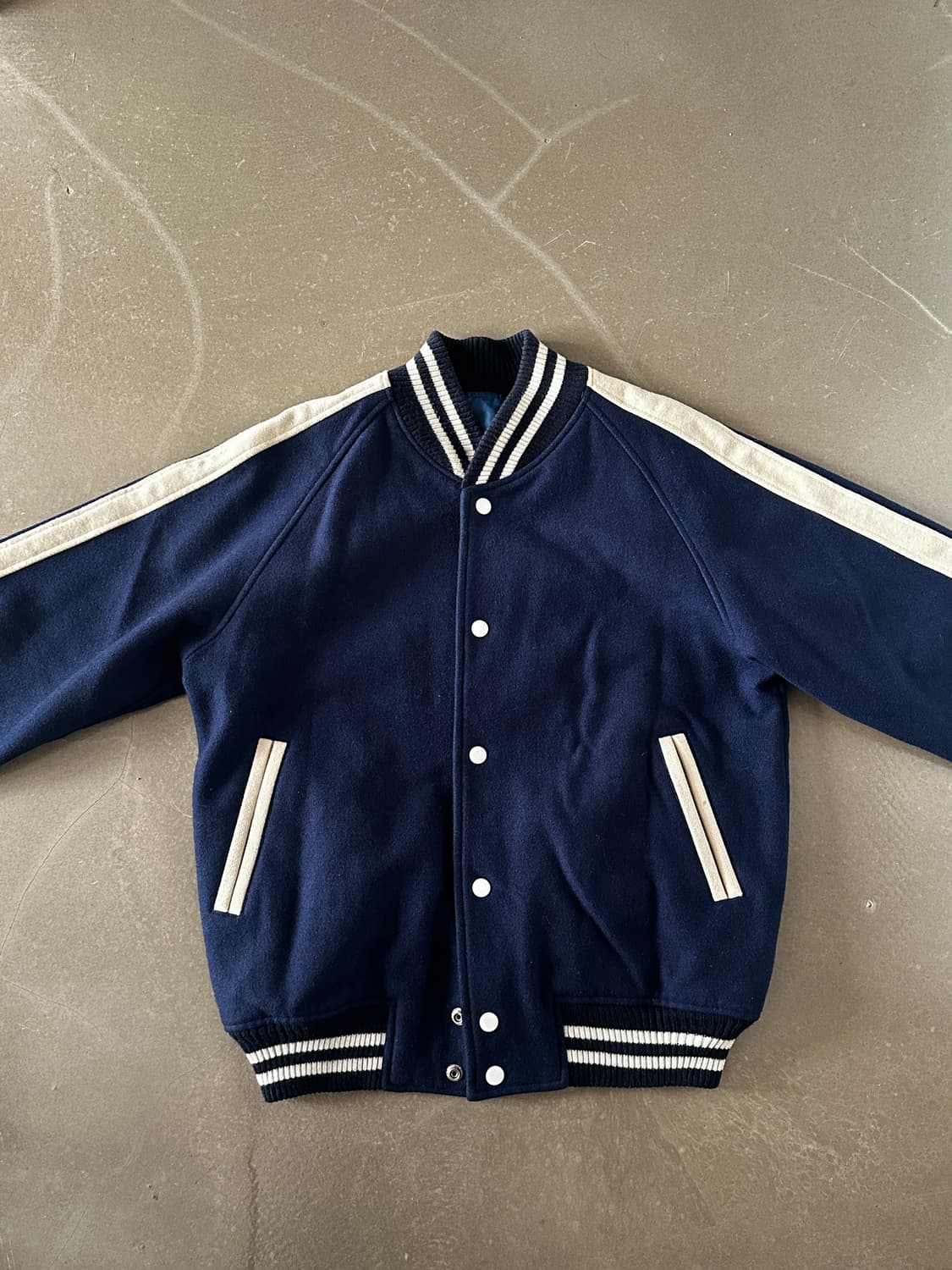  네이비 울 바시티 자켓  상품이미지1