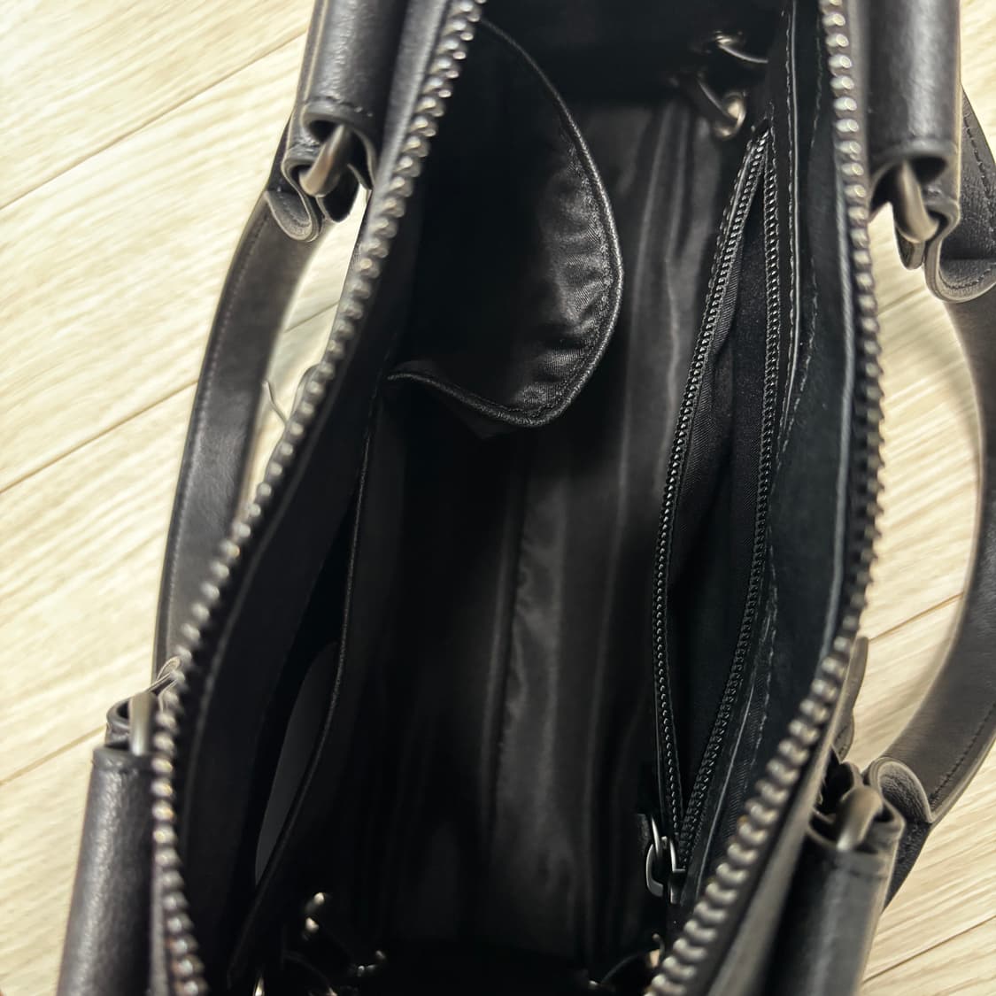 팬시클럽 벨티드 워싱 레더 미니백 블랙 상품이미지8