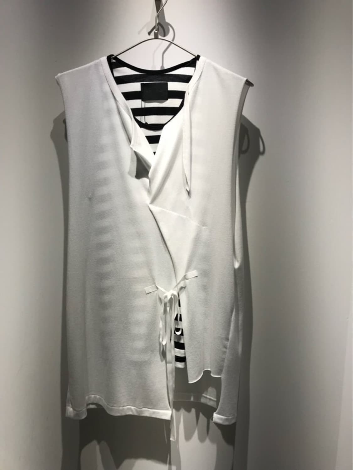 Bed jw ford 17ss cut out sleeve 상품이미지9