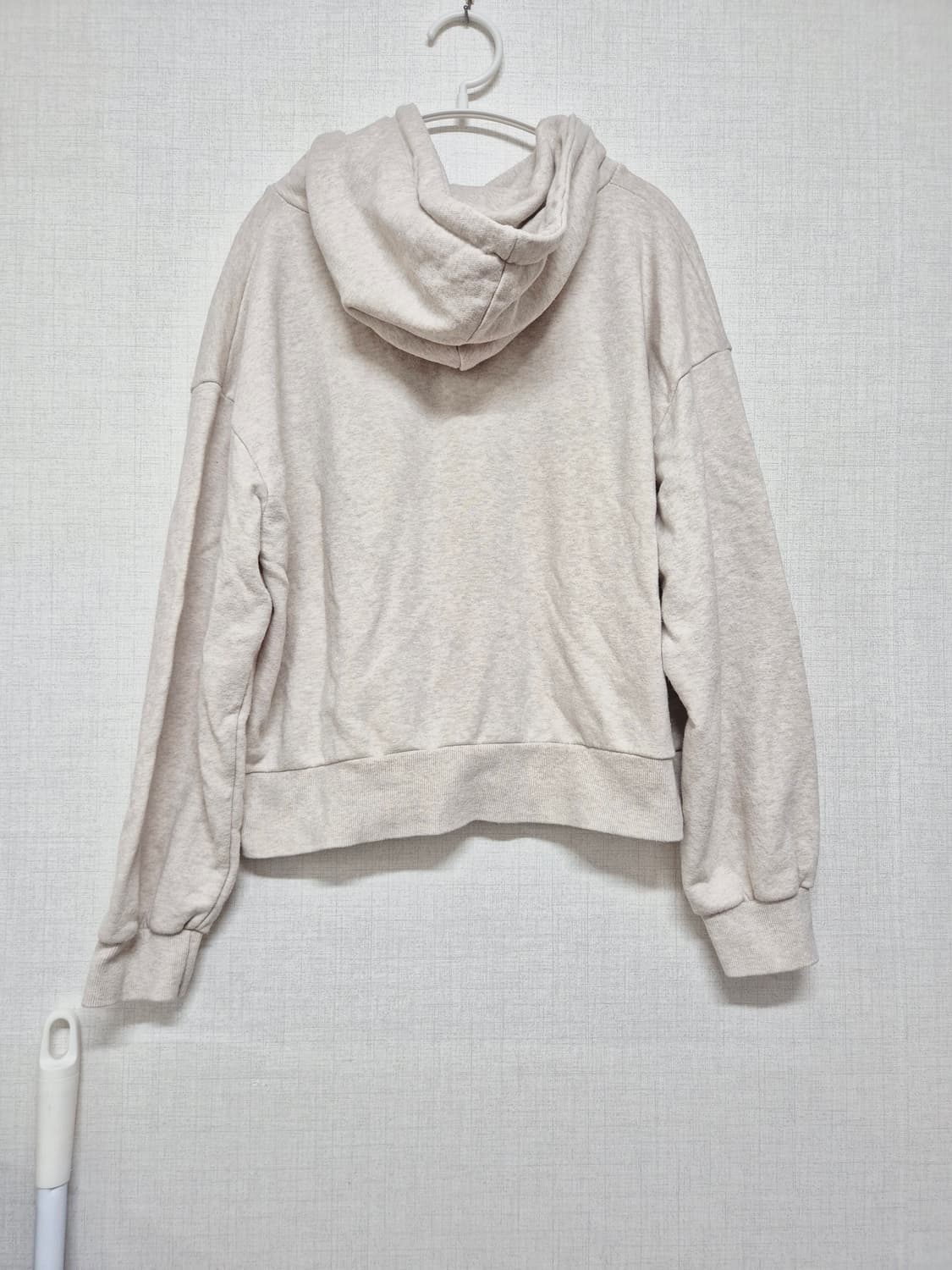 아이보리 Comferted 크롭 후드티 상품이미지2