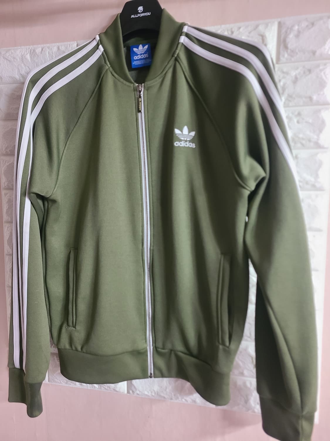 아디다스 삼선 트랙탑 올리브 그린 상품이미지1