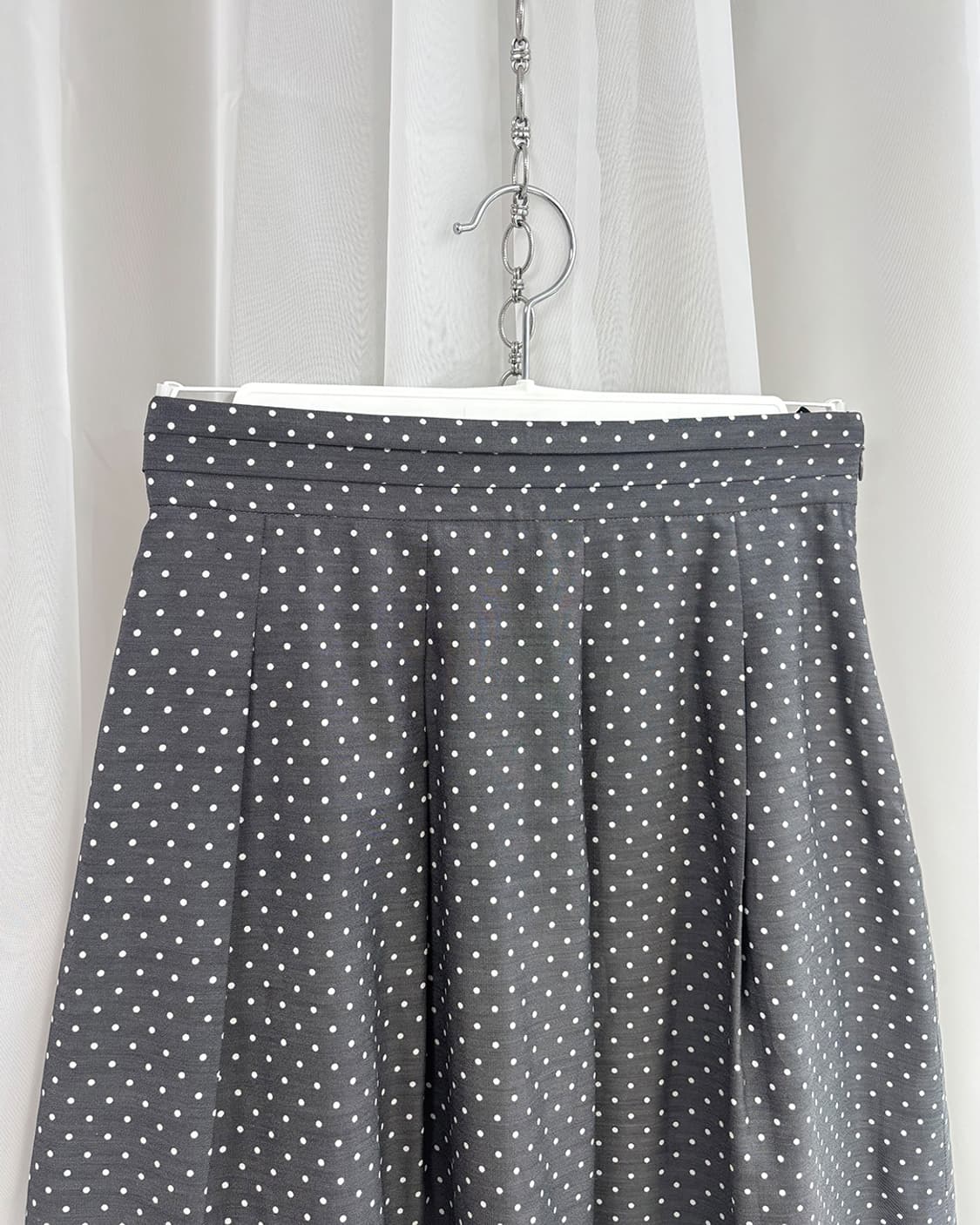 KEITH grey polka dot pleated midi skirt 상품이미지4