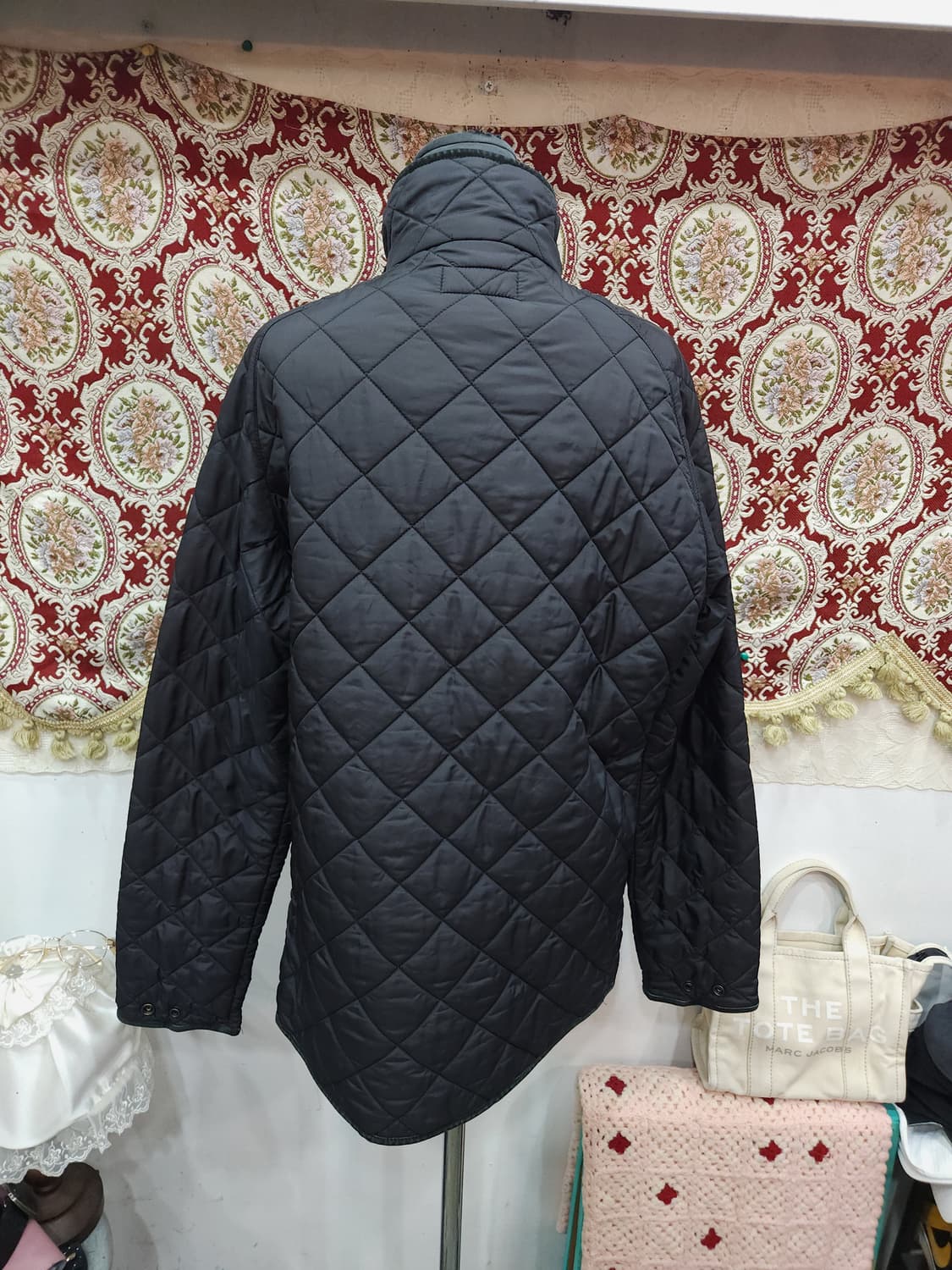 폴로 랄프로렌 블랙 다이아몬드 퀼팅 자켓

 상품이미지8