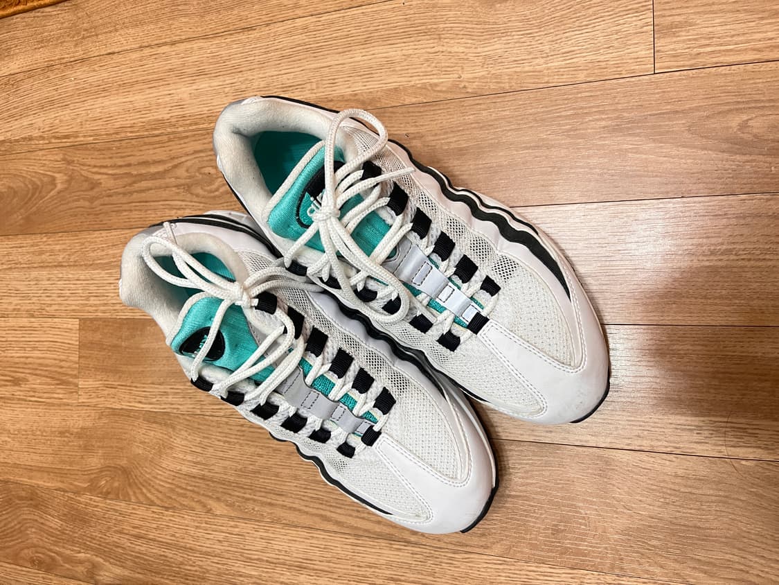 에어맥스 95 에메랄드 250 상품이미지1