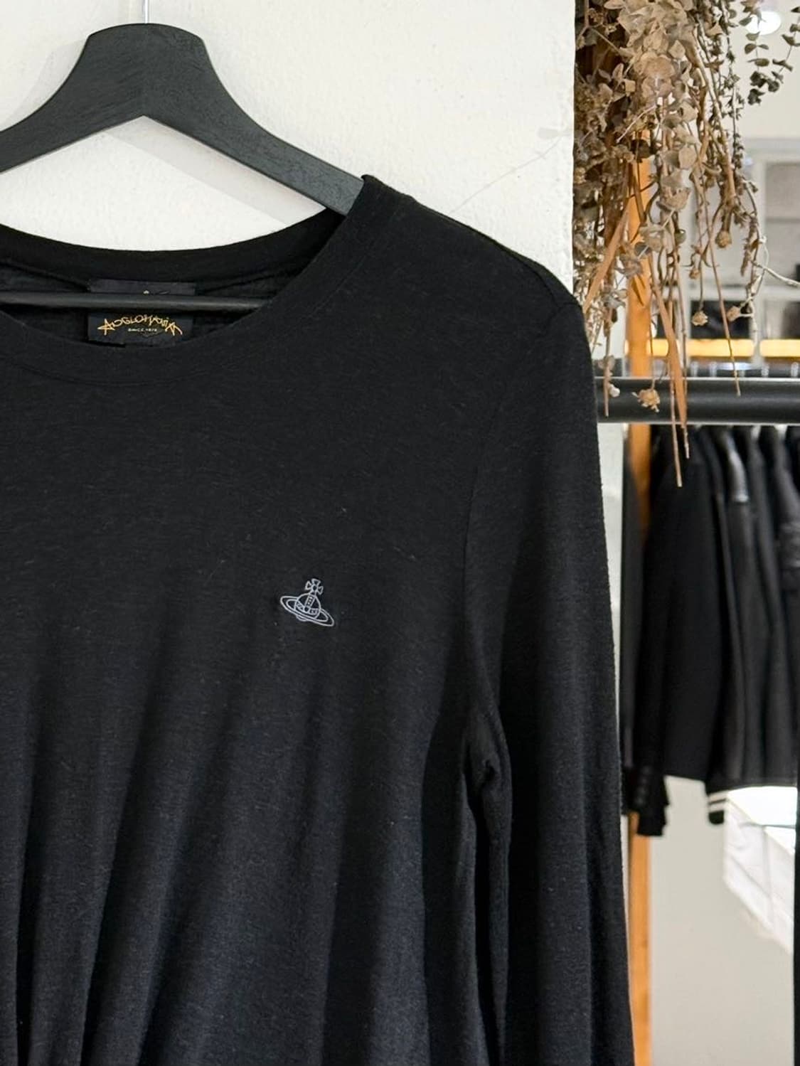 비비안 웨스트우드 앵글로매니아 블랙 트위스트 롱 슬리브 상품이미지3