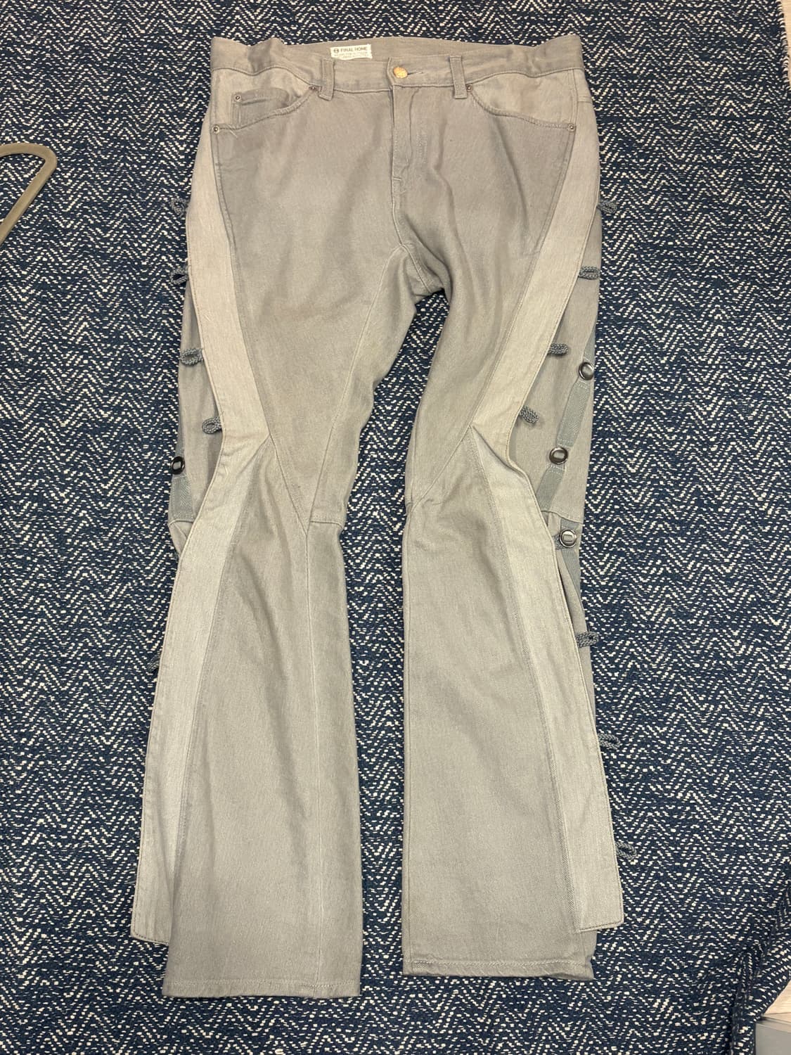 파이널 홈 버튼 부츠컷팬츠 상품이미지1