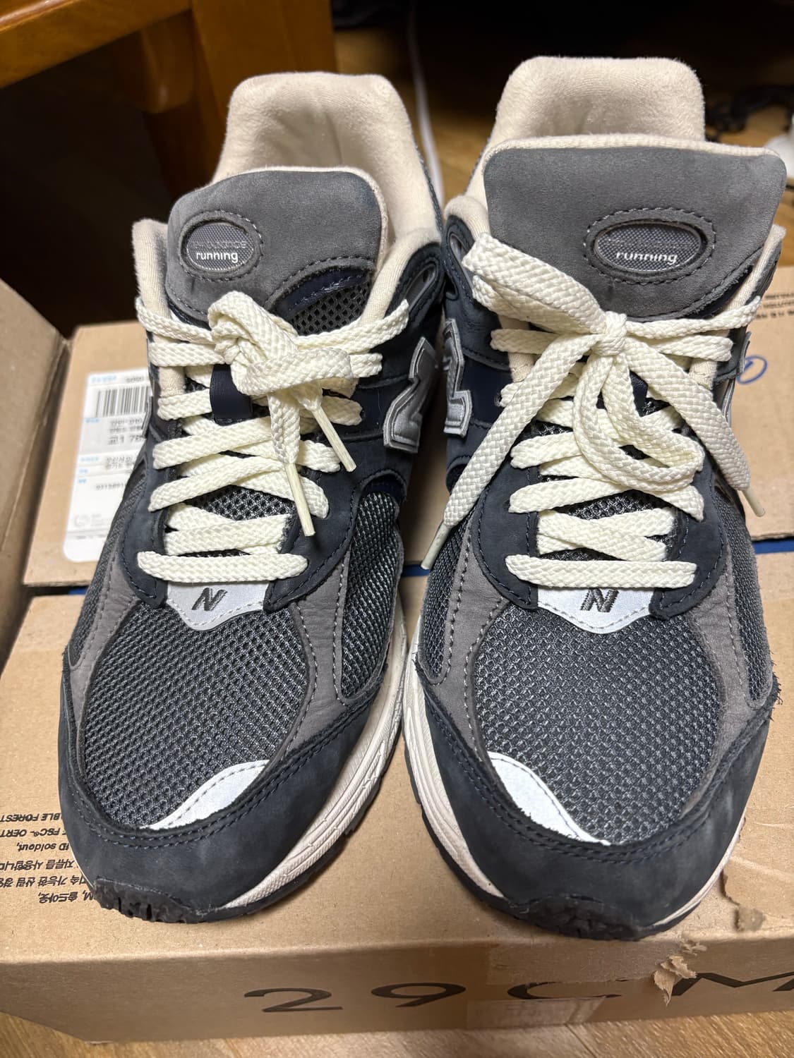 뉴발란스 2002R Premium Vintage Navy Grey 275 상품이미지1