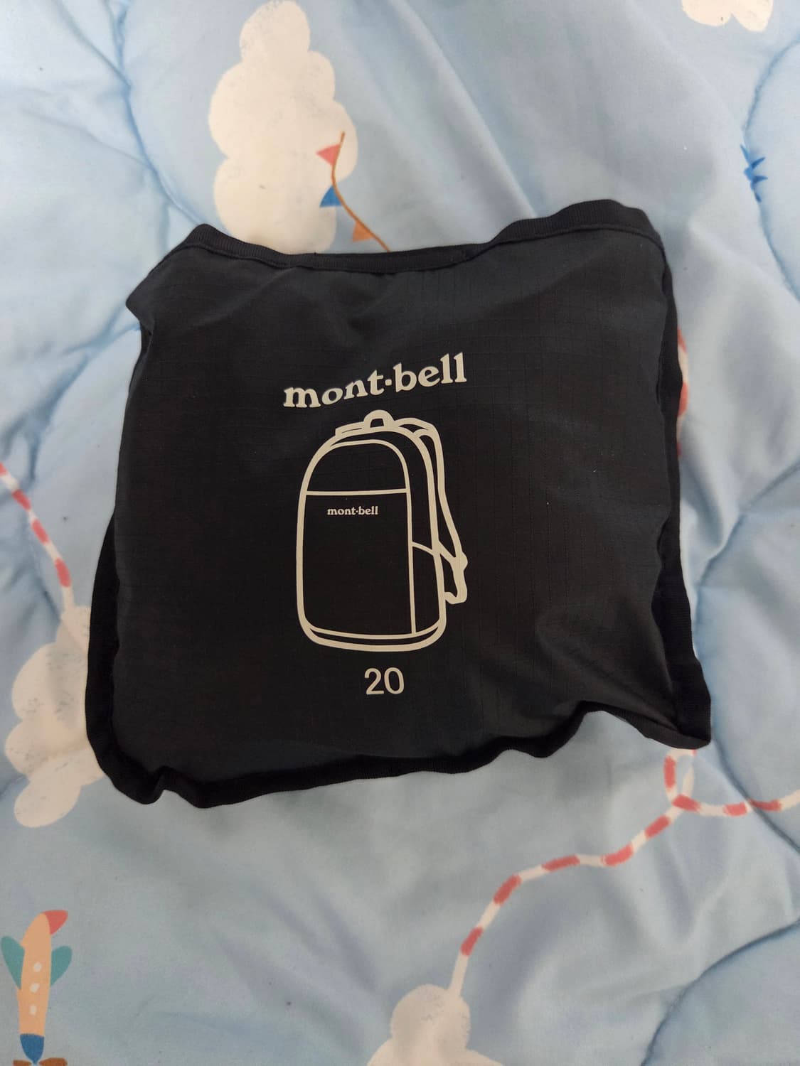 몽벨 포켓터블 20L 가방 상품이미지1