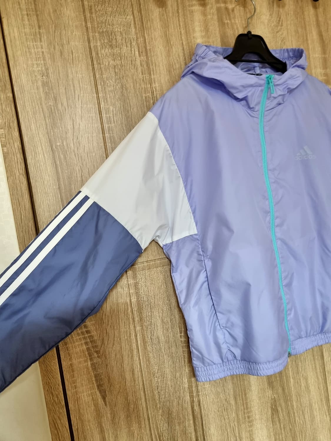 아디다스 바람막이 상품이미지3