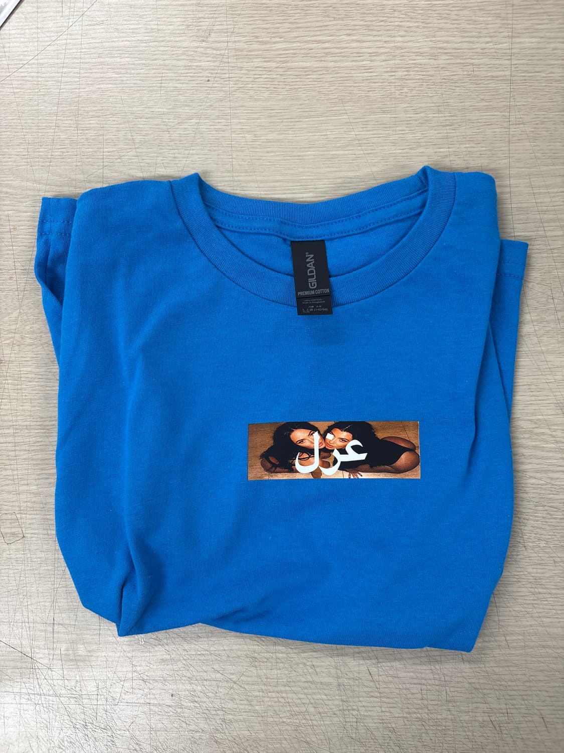 Kim & megan fox isolation tee 상품이미지1