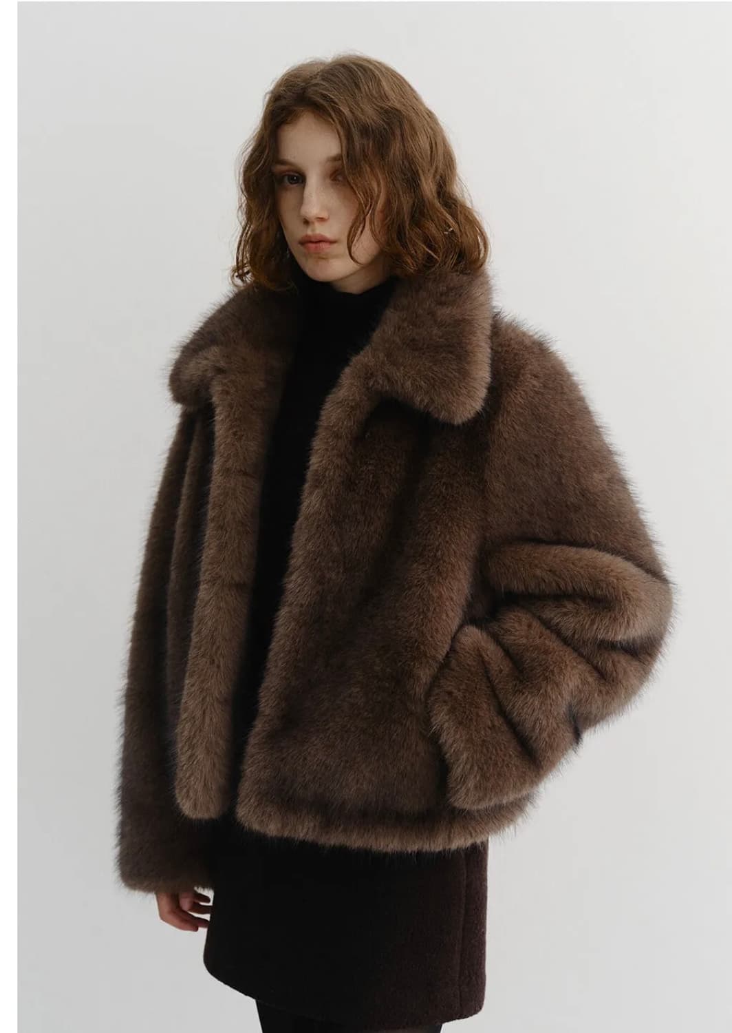 던스트 cropped fur jacket 퍼자켓 상품이미지2