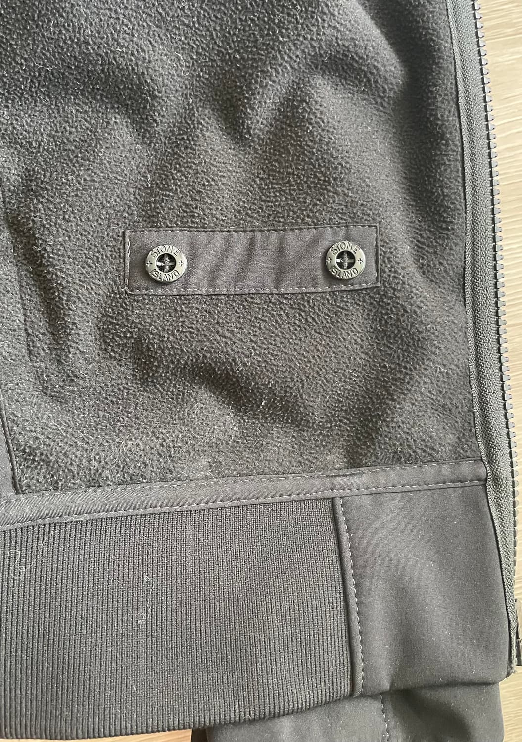 스톤아일랜드 소프트 쉘 후드 자켓 상품이미지9