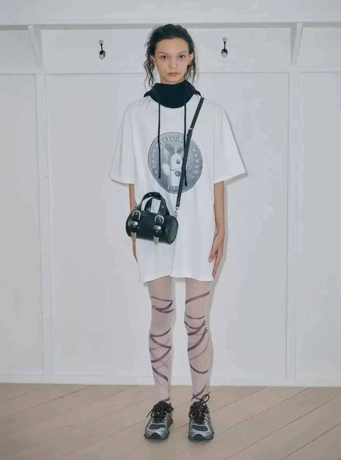 마지셔우드 BELTED LOG BAG_black 상품이미지2