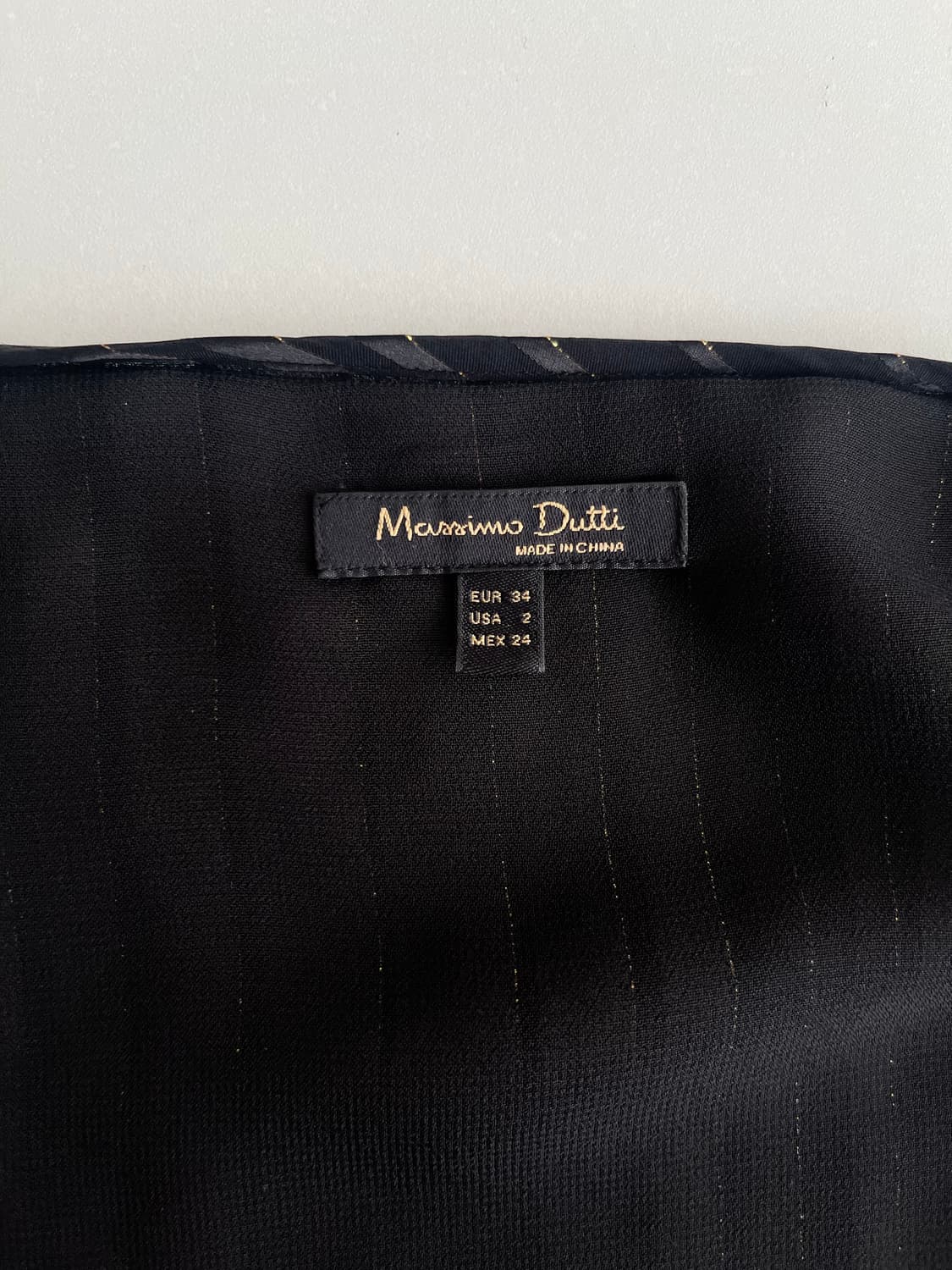 34) 마시모두띠 메탈릭 브이넥 원피스 블랙 상품이미지5