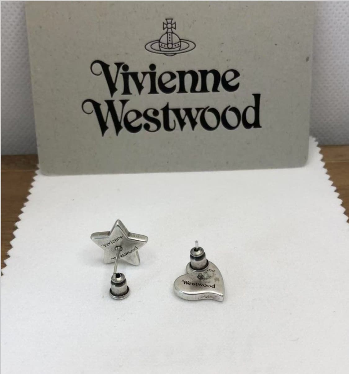비비안웨스트우드 아카이브 하트스타 귀걸이 상품이미지3