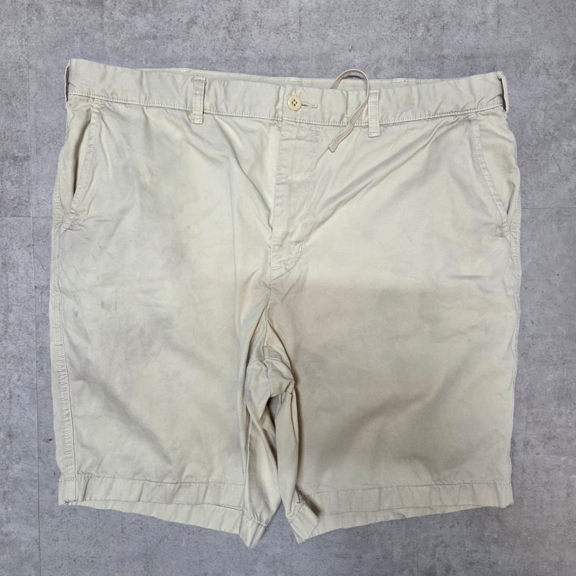 (네고가능)유니클로 크림 반바지 상품이미지1