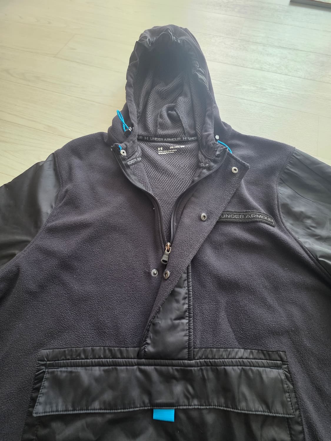 언더아머 플리스아노락 105~110사이즈 상품이미지3