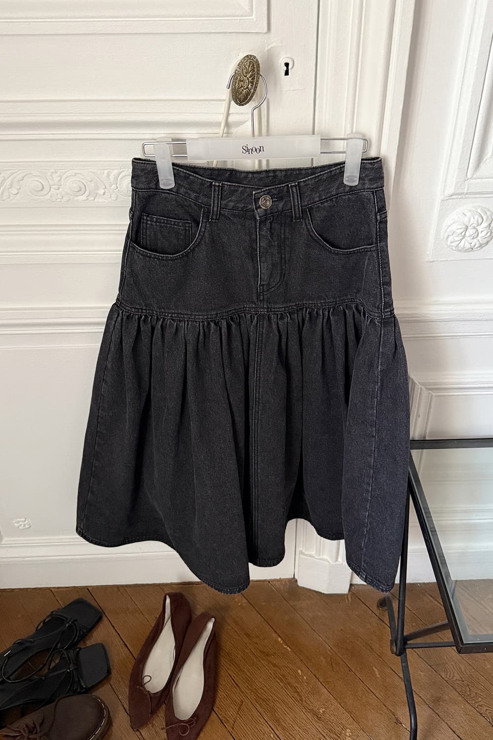 시눈 플레어 데님 스커트 블랙 상품이미지2