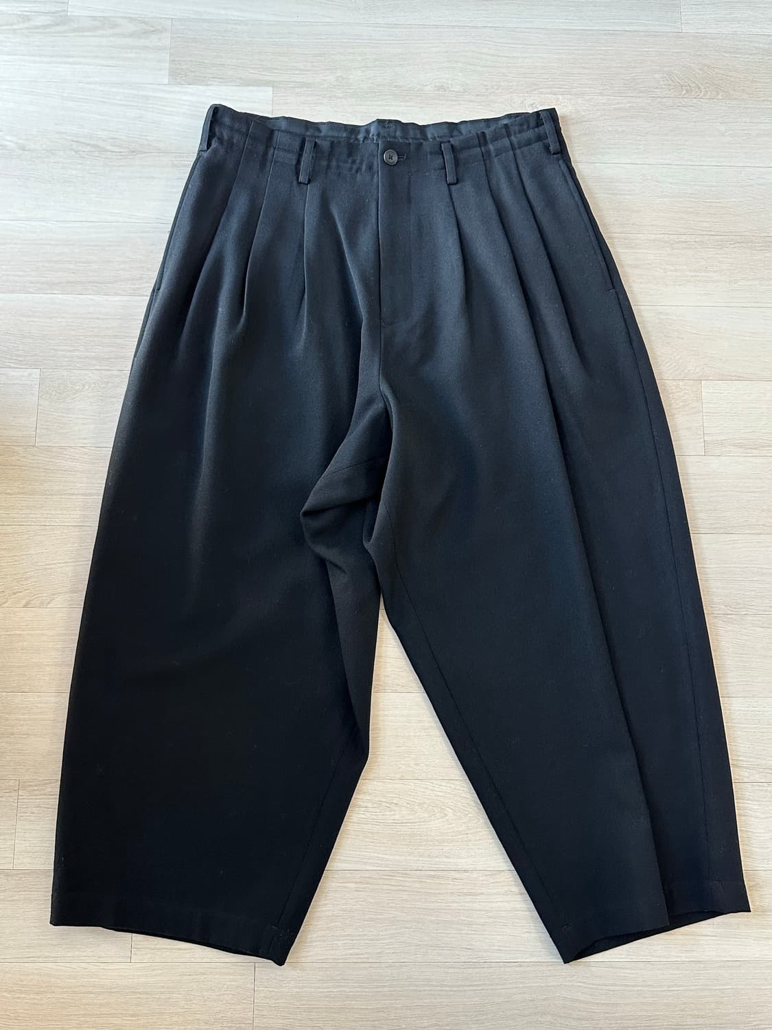 요지야마모토 바지 상품이미지1