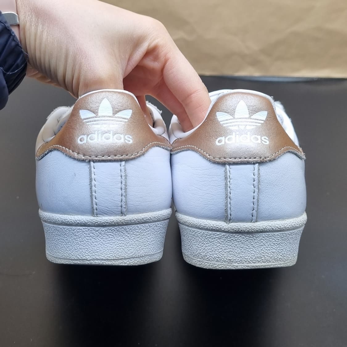 아디다스 슈퍼스타 메탈릭 스니커즈 230 상품이미지4