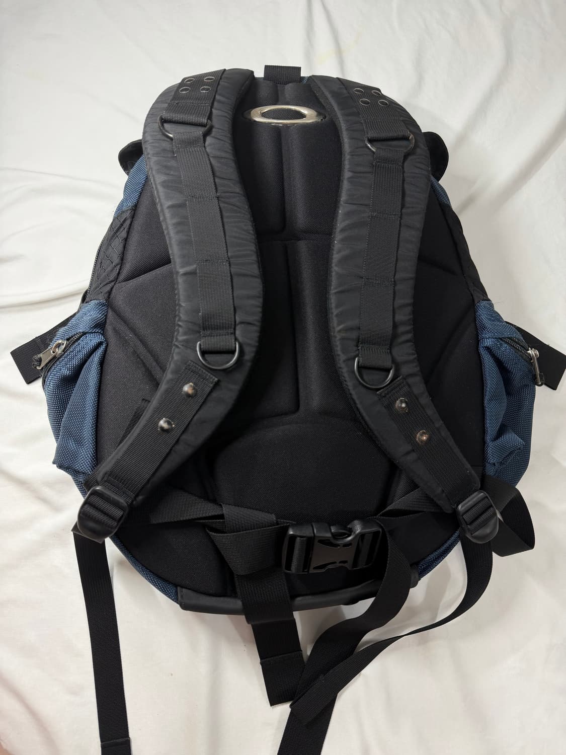 오클리 아이콘 백팩 2.0 상품이미지2