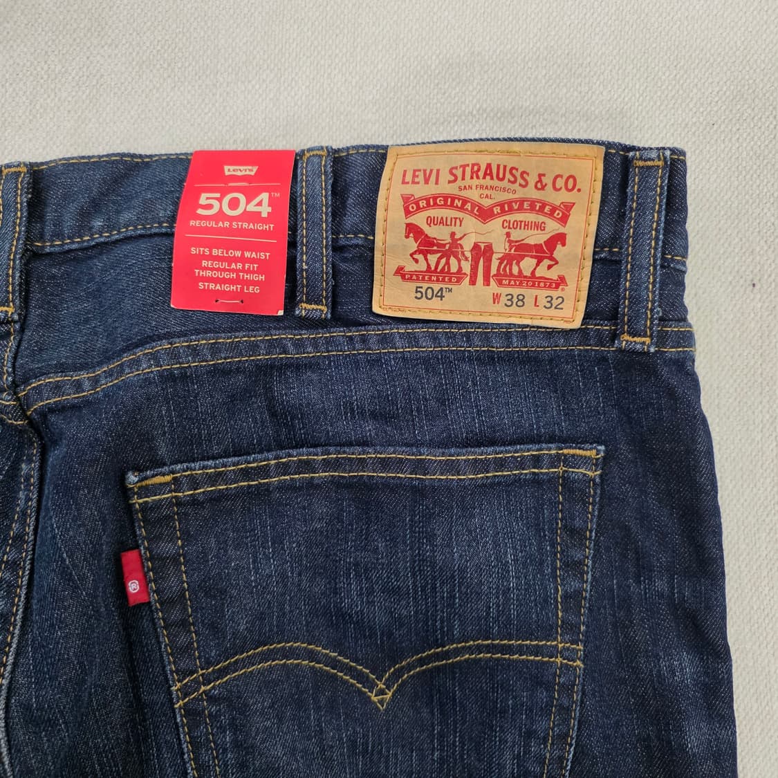 [W38 L32] 새상품 리바이스 504 진청 데님팬츠 1231J 상품이미지4