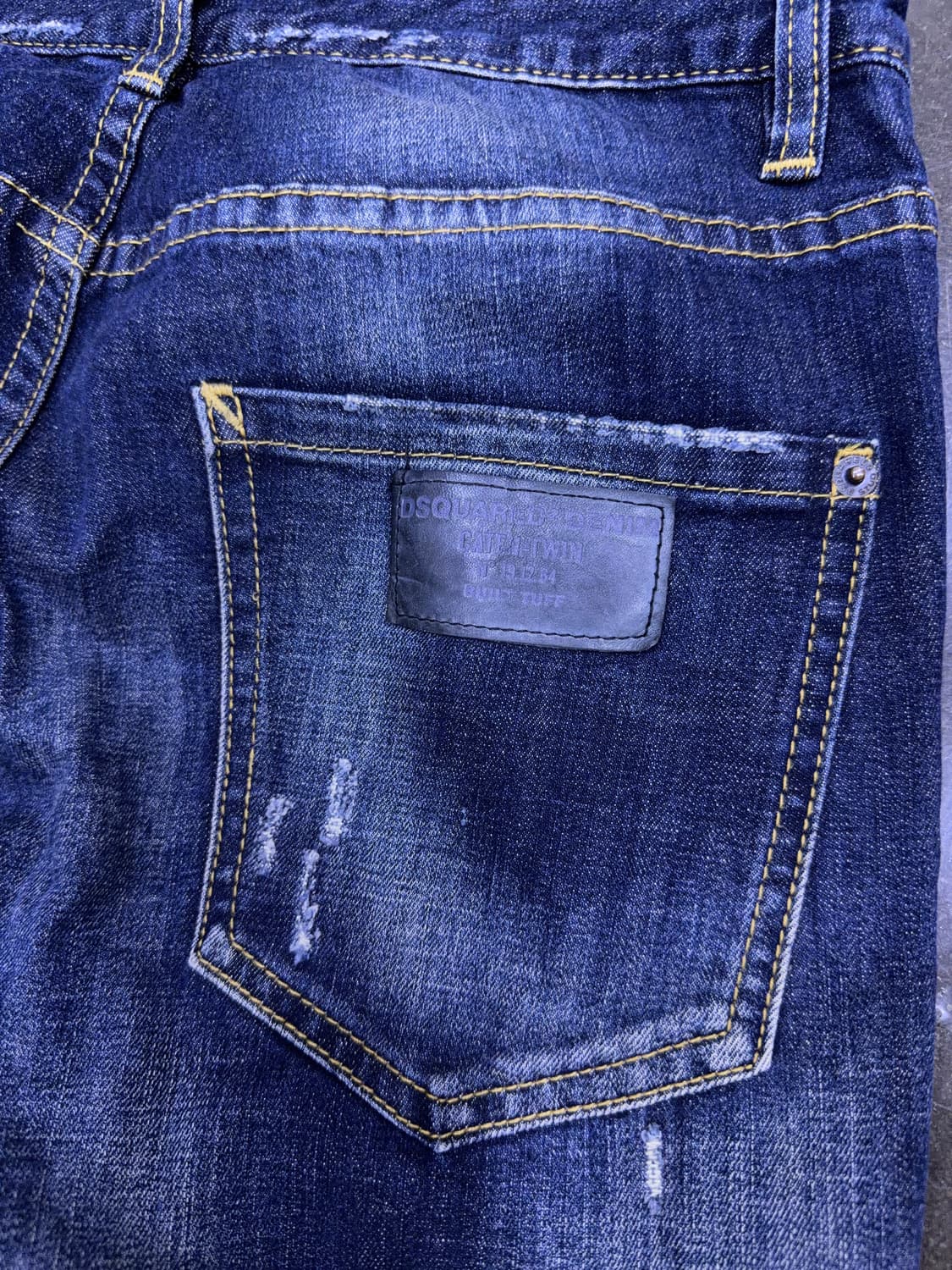 디스퀘어드2 페인팅 데미지 디테일 슬림 스트레이트핏 데님팬츠 44 상품이미지8