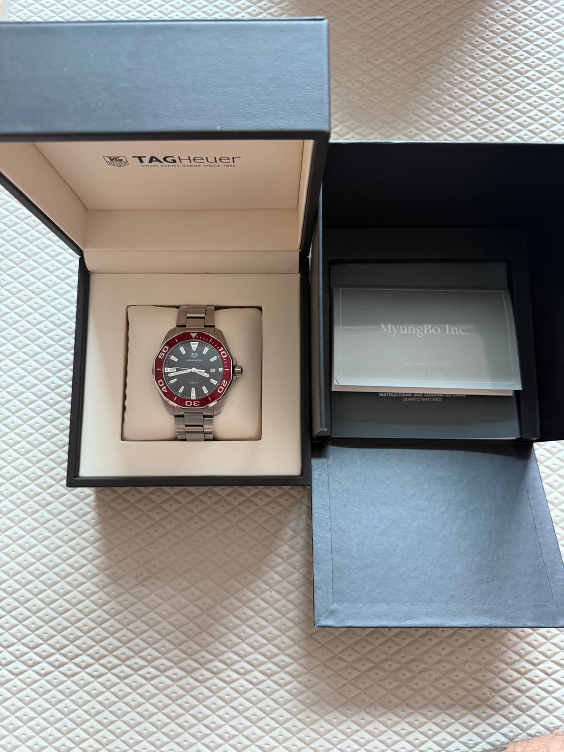 태그호이어 아쿠아레이서 쿼츠 버건디 상품이미지1