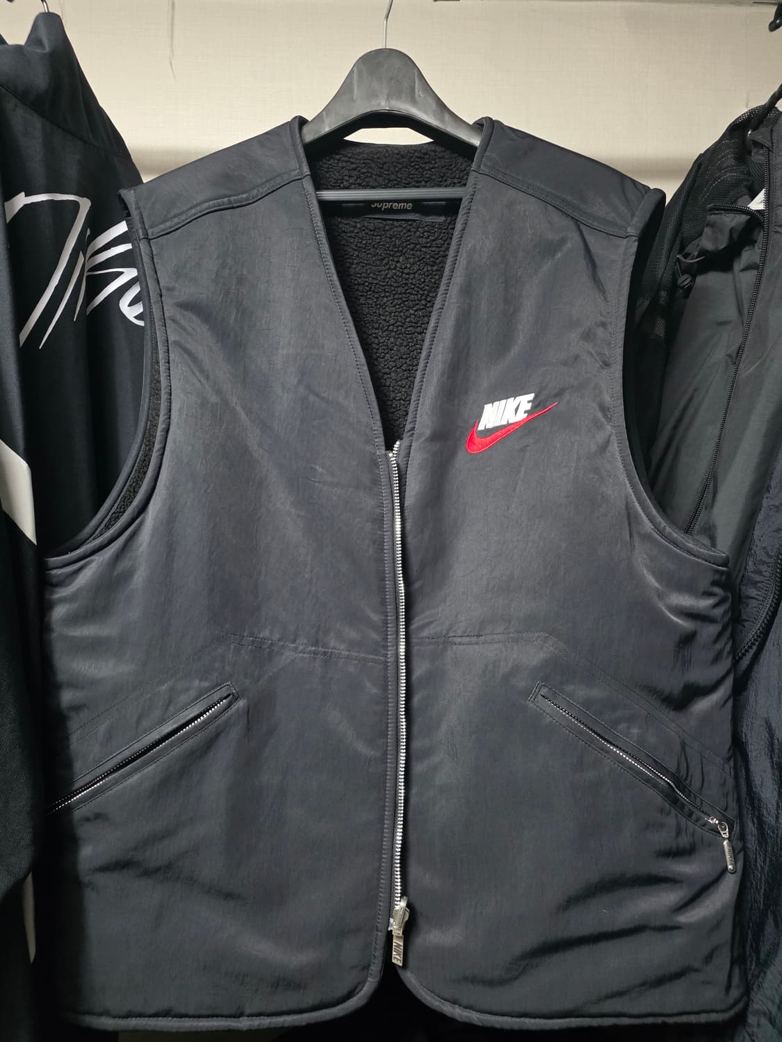 나이키 슈프림 리버시블 베스트 상품이미지1