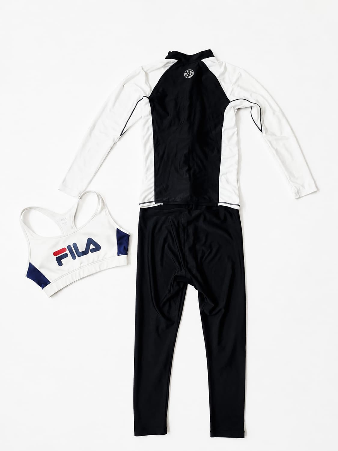FILA  MAUI 한정판래쉬가드+휠라 브라탑 + 노스페이스레깅스3종세트 상품이미지3