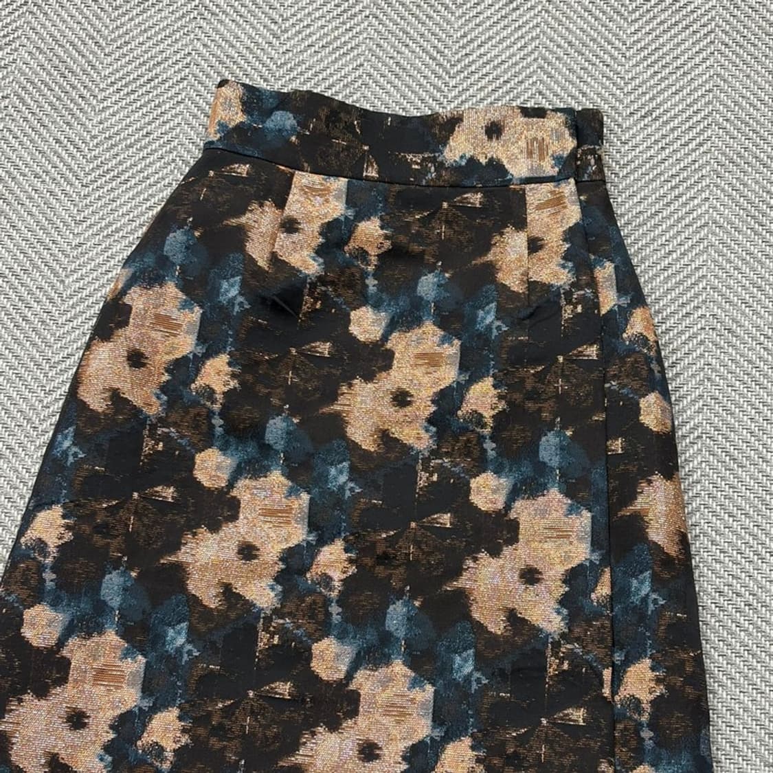 그랜드마더 글로시 플라워 랩 스커트 v2271  상품이미지3