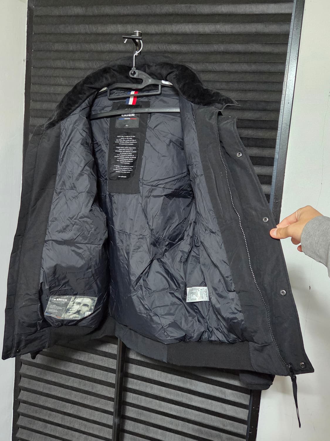 [아이더] 스투키 구스다운 패딩 판매합니다. 상품이미지5