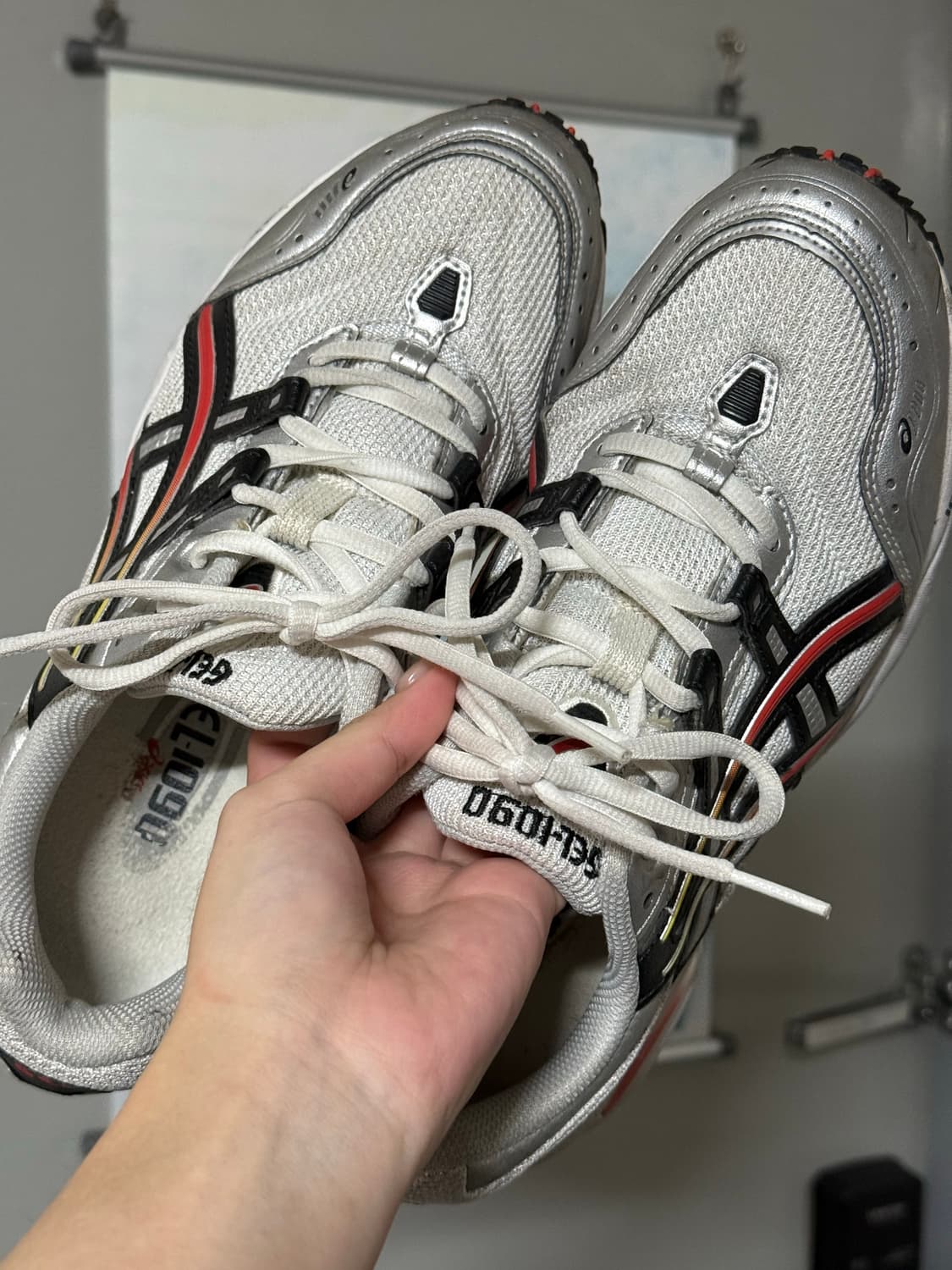 아식스 젤 1090 화이트 블랙 255 상품이미지2