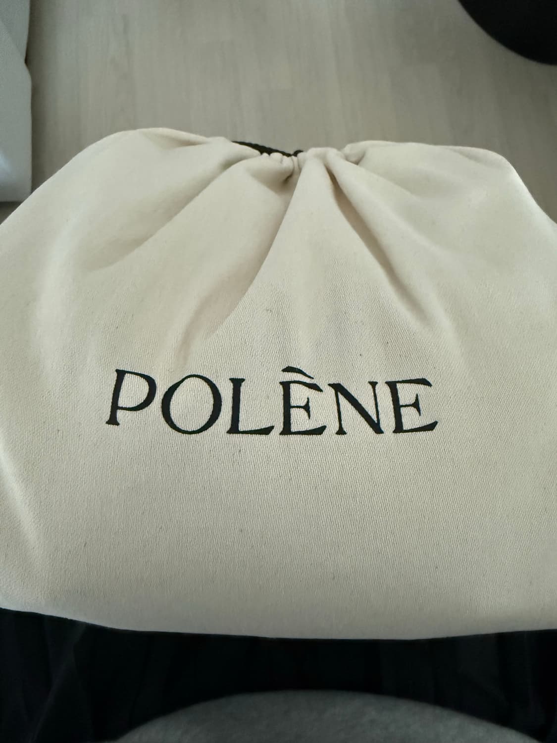 폴렌느 심 미니 카멜 미개봉 상품이미지2