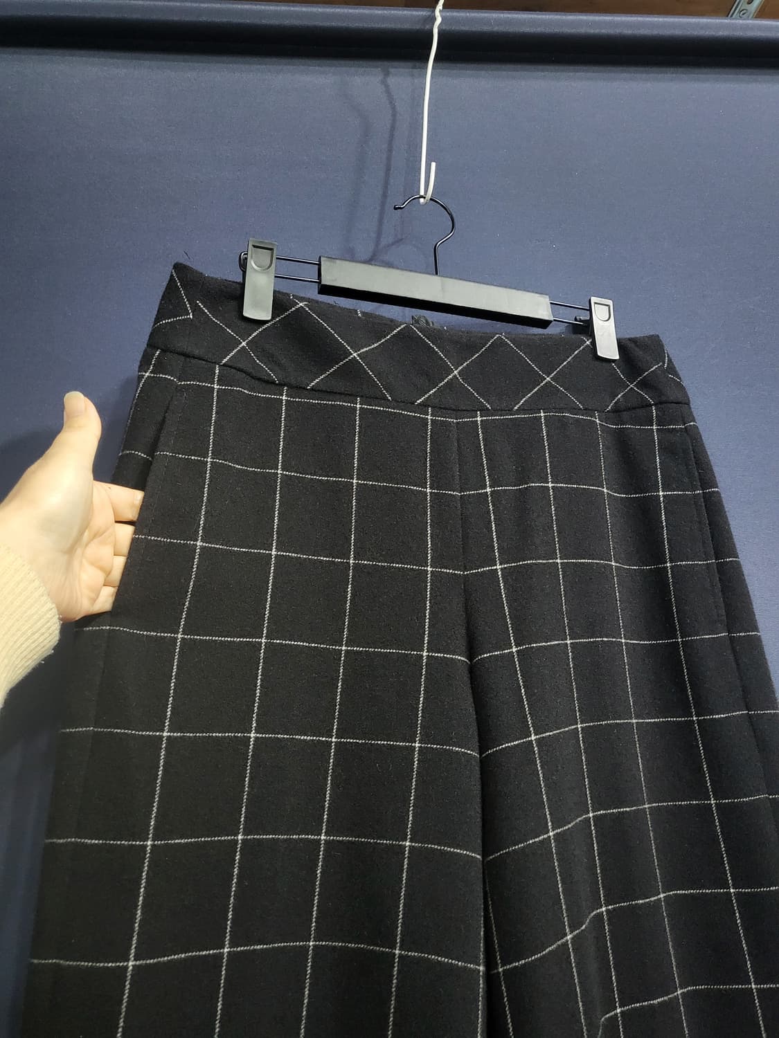 아크리스 푼토 울100% 와이드핏 팬츠 상품이미지2