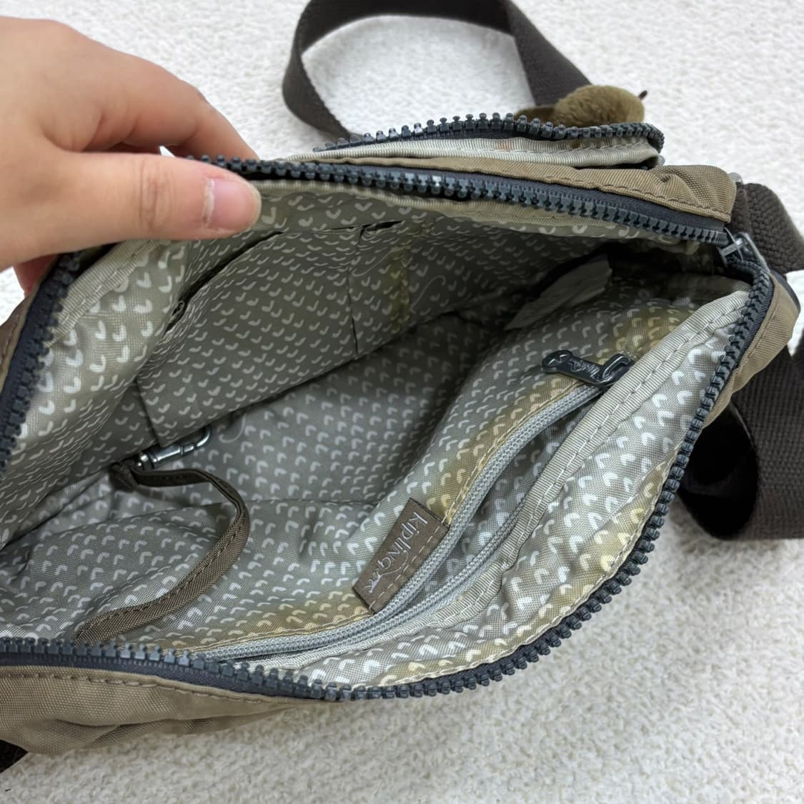 실측확인 키플링 크로스백 0316E 상품이미지3