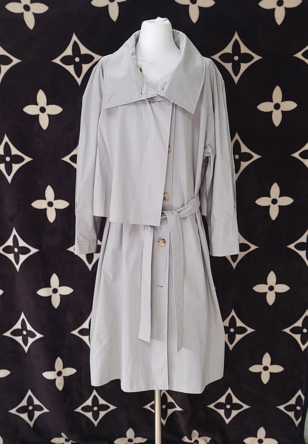 오르 ORR S사이즈 베이지 트렌치코트 상품이미지1