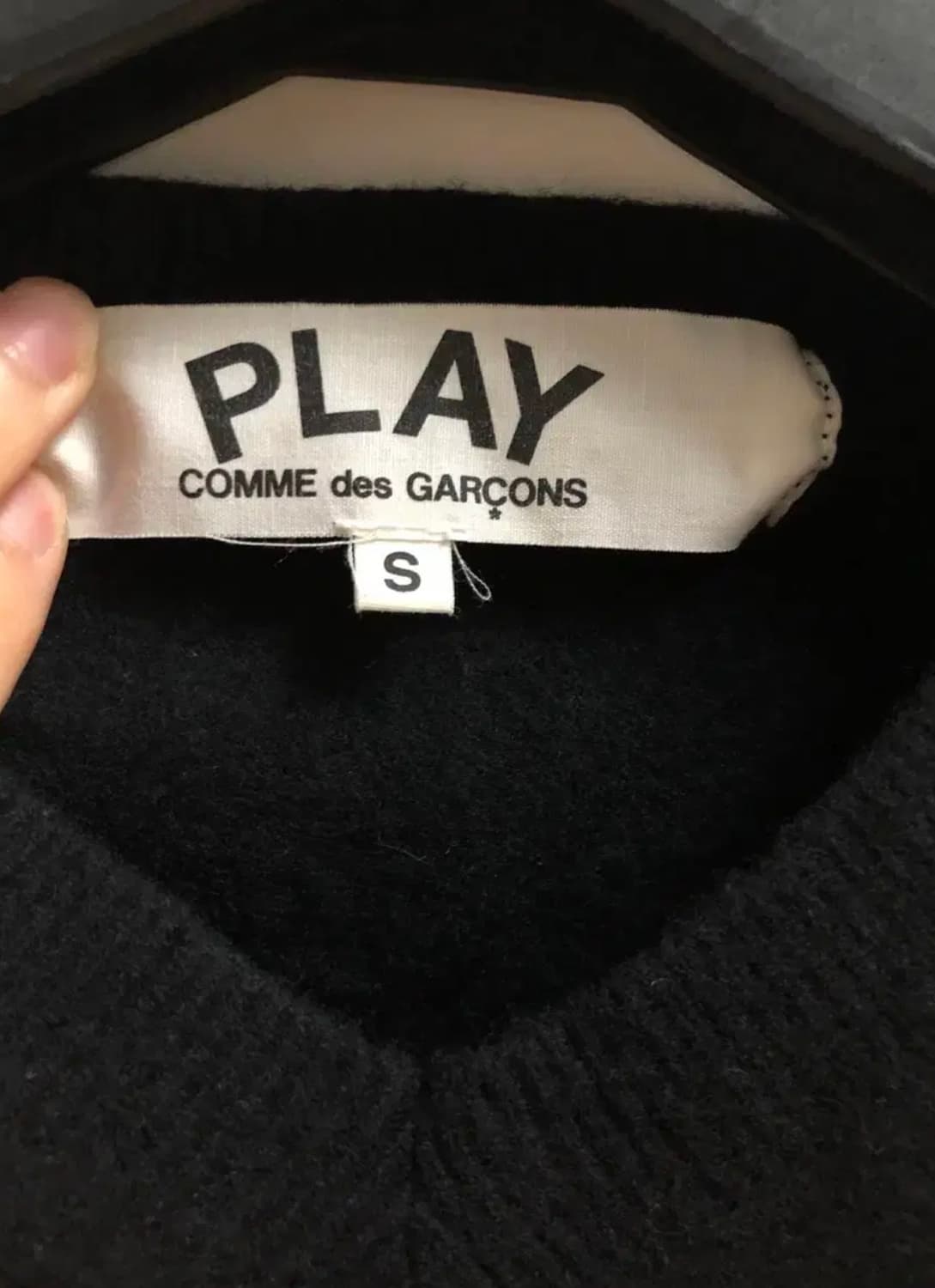 꼼데가르송 정품 브이넥 니트 상품이미지5