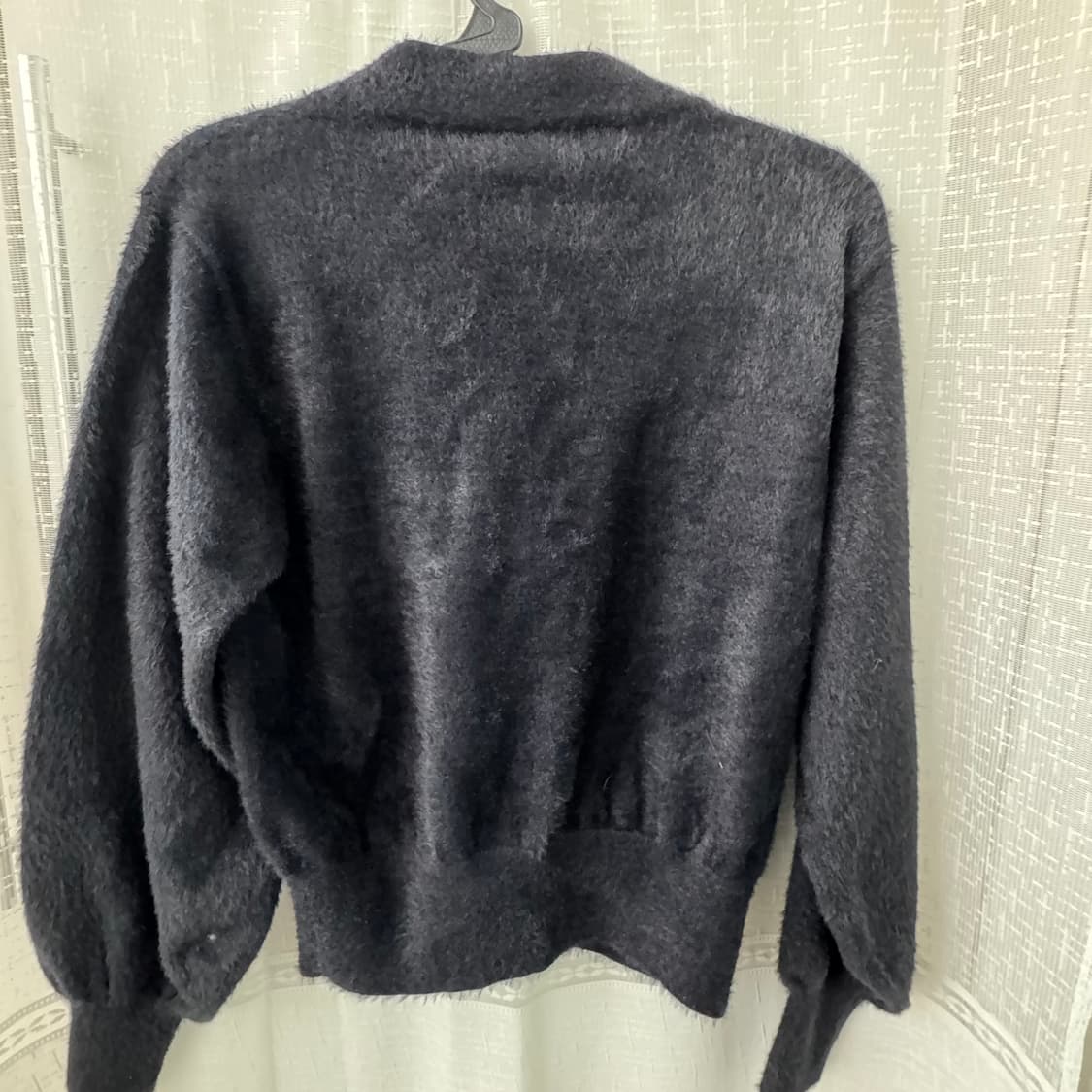 블랙 브이넥 보들퍼 브이넥 니트 가디건 프리 상품이미지4