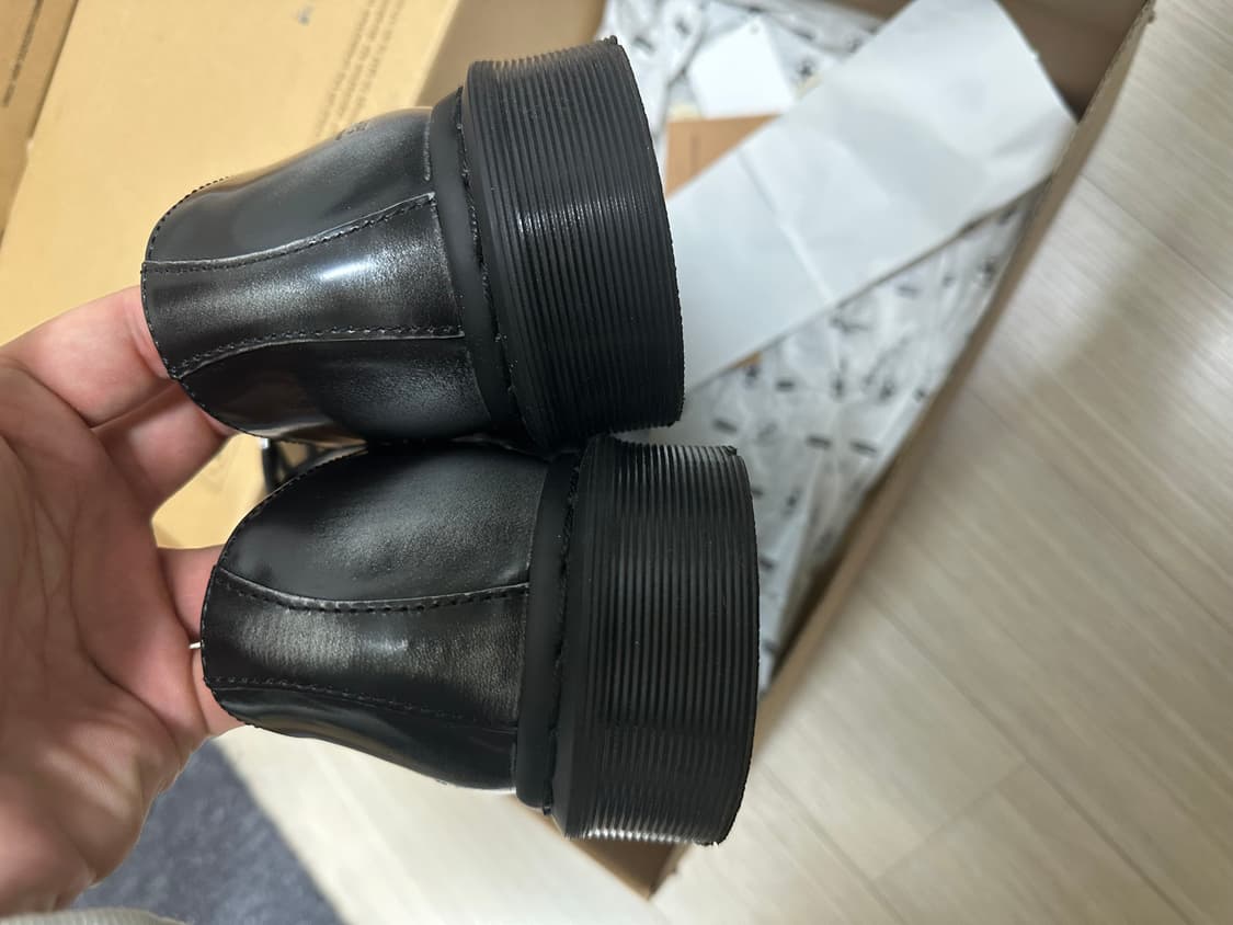 슈프림 닥터마틴 270 상품이미지3